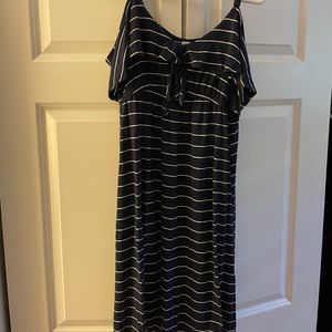 Maternity dress